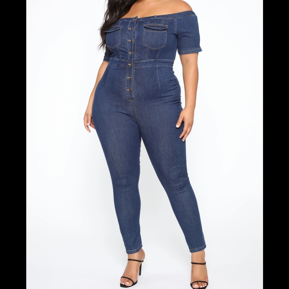 🔥Fashion Nova off shoulder jumpsuit.🔥🔥